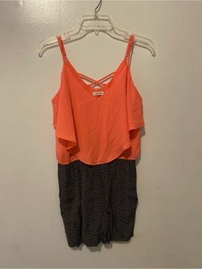Sis Sis Coral V-Neck Cami with Crossback Straps